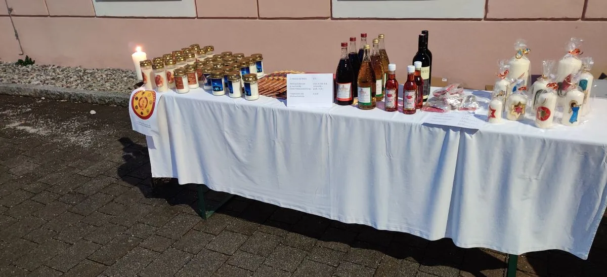 Verkaufsstand im Kirchhof