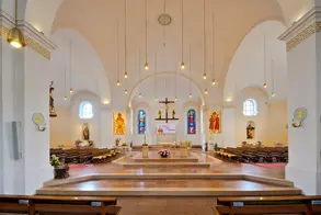 Innenraum Stadtpfarrkirche Wörgl